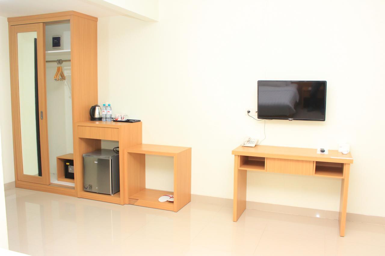 Naka Hotel Kupang Kupang  Exteriör bild